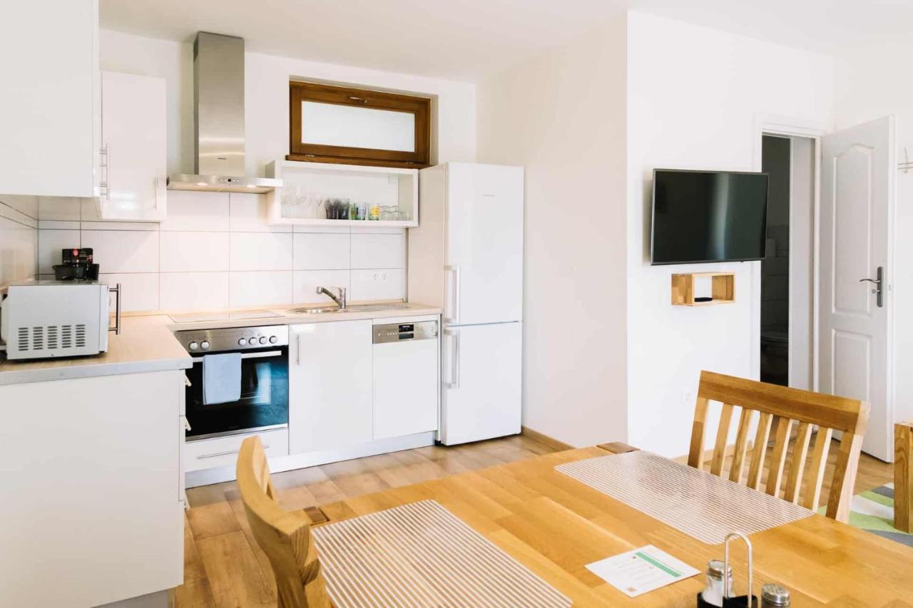 Diofa Apartman Keszthely Buitenkant foto